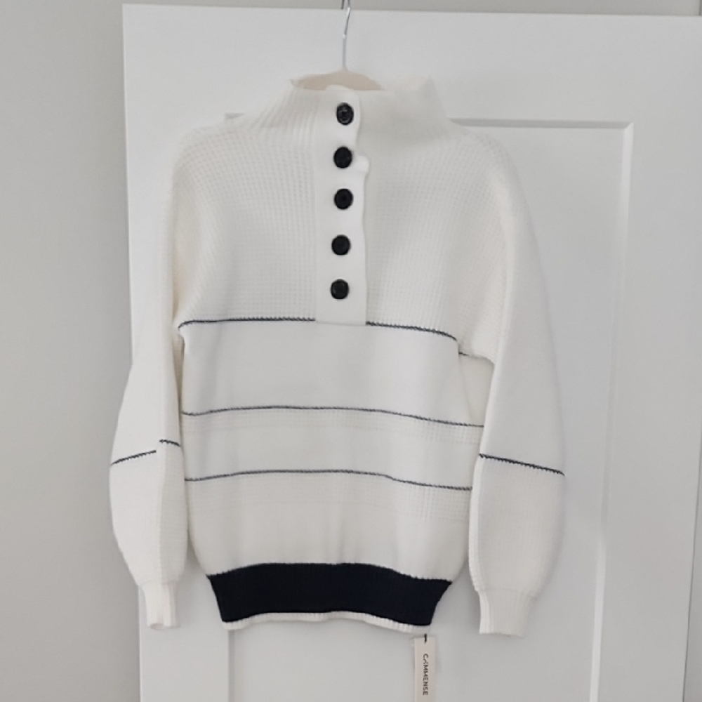 Commense Navy and White Knit Sweater